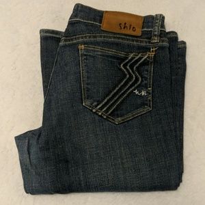 Shio low rise flare bottom jeans